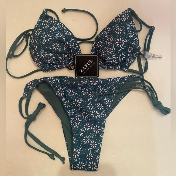 Forever Young Green Reversible Bikini Bathing Suit Swimsuit Size Small - Picture 6 of 10